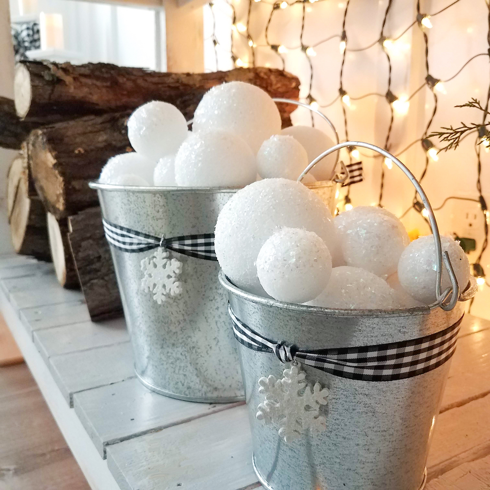 Adding A Touch of Winter To Our Dining Room this Holiday Season