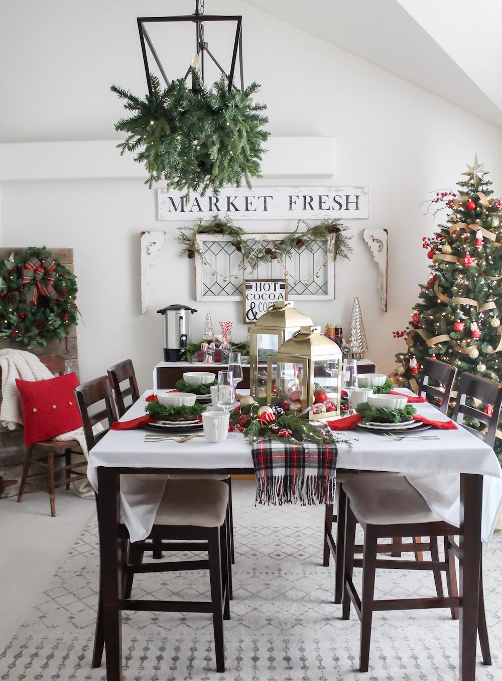 Creating a Festive Holiday Brunch